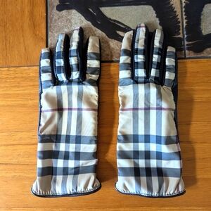 Burberry Ladies Gloves